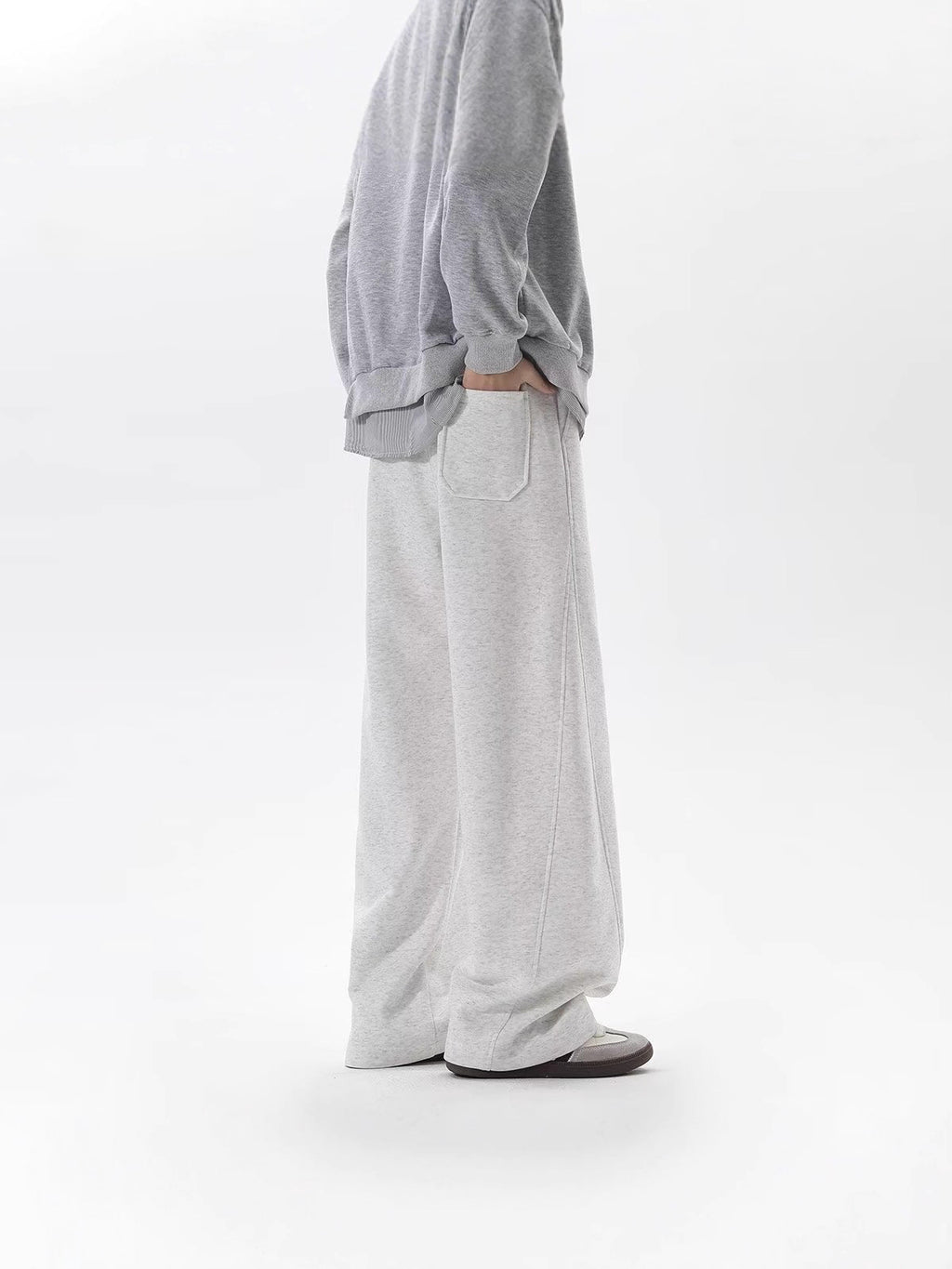 Heavyweight Curved Hem Sweatpants